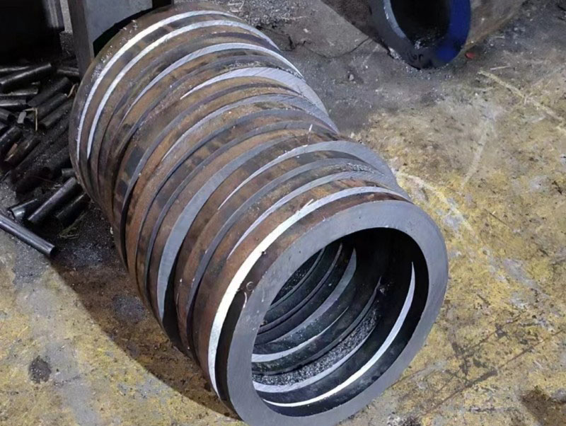 蒸湘30CrMo无缝钢管切割